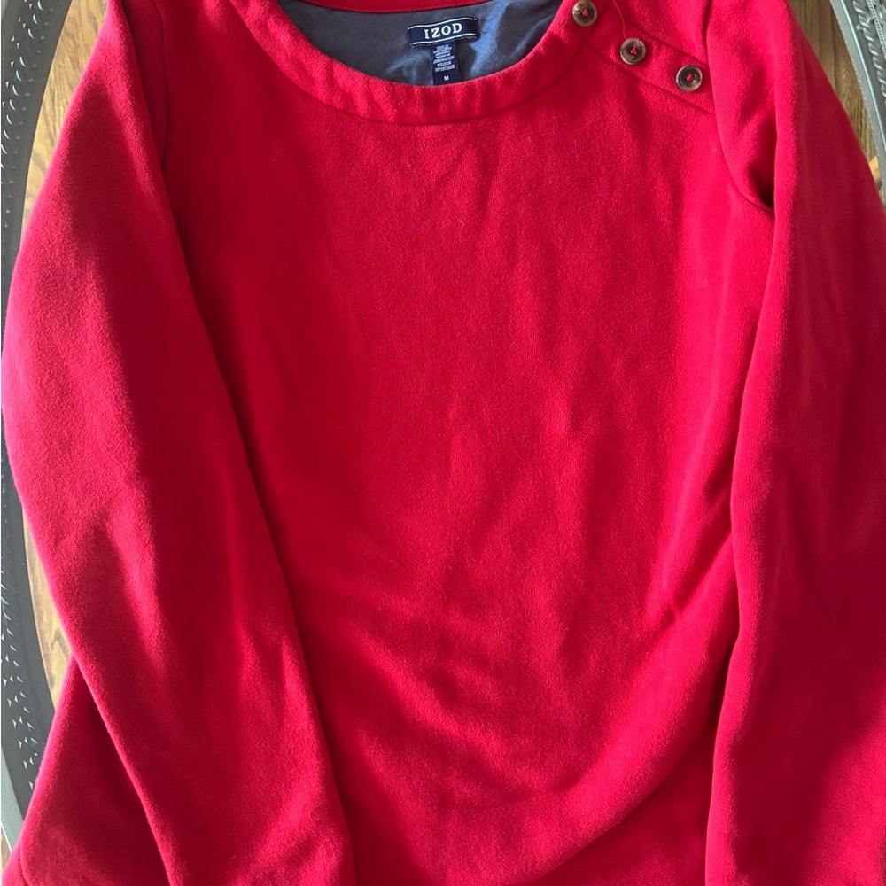IZOD women’s top.  Size Medium.